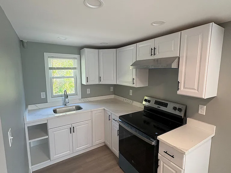 825 Scenic Hwy #4 — Photo 2