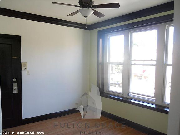 2nd image of 3034 N Ashland Ave #914