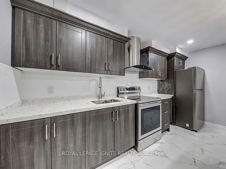56 Mersey St #BASEMENT — Photo 10