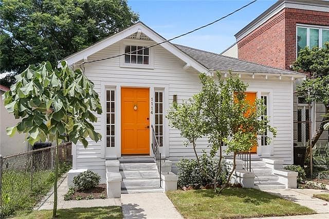 1st image of 1114 Upperline St #1114