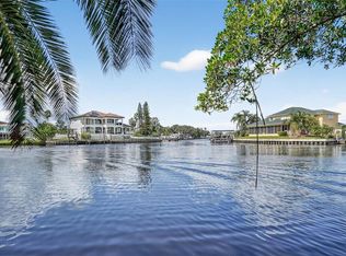 330 90th Ave NE, Saint Petersburg, FL 33702