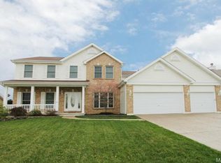 424 Jacobs Place Dr, Saint Peters, MO 63376