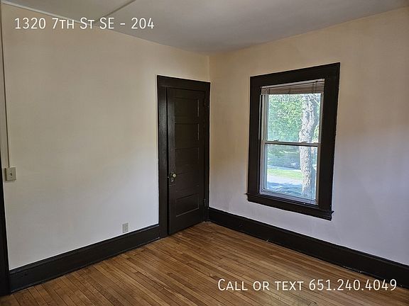 3rd image of 1320 7th St SE #204