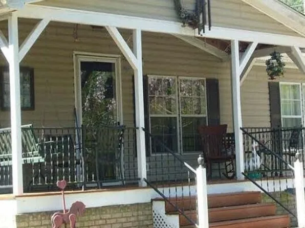 417 Gantt Mill Rd, Leesville, SC 29070