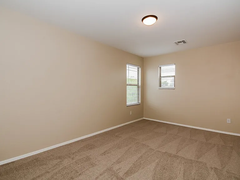 15331 W Cameron Cir — Photo 14