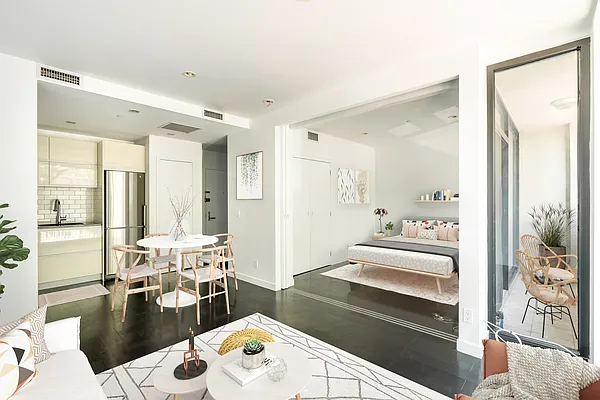 Sold by Compass | media 5