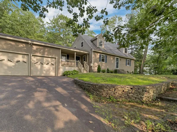 76 North Lowell Road, Windham, NH 03087