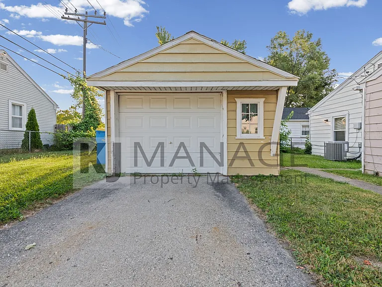 31682 Carlisle Pkwy — Photo 17
