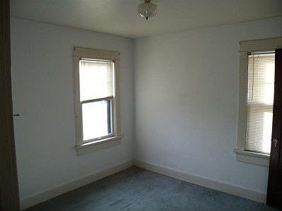 3rd image of 22 Woodcrest Ave