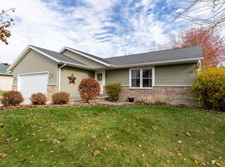 718 Donald St, Mayville, WI 53050