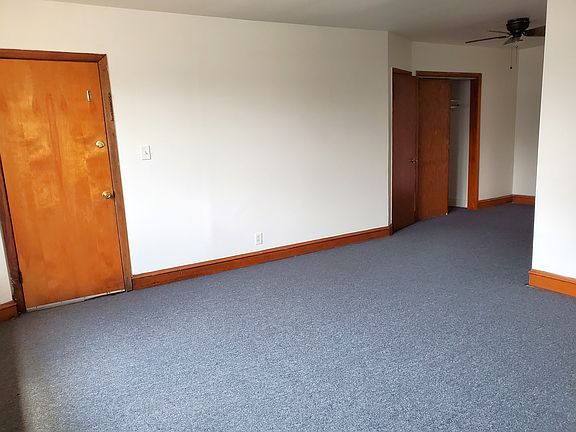 4th image of 4910 W Diversey Ave APT 1F