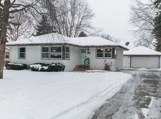 1941 Kingston Ave E, Maplewood, MN 55109