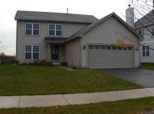 1851 Cameron Dr, Hampshire, IL 60140