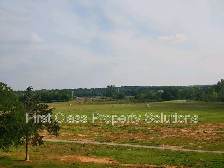 3116 Drake Crest Dr — Photo 47