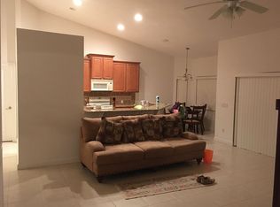 879 SE Sweetbay Ave, Port Saint Lucie, FL 34983