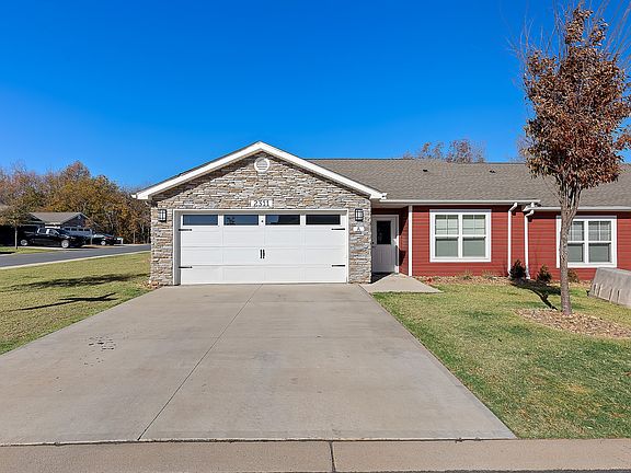 2nd image of 3409A Redwood Living Ln #3436B