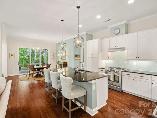 7130 Hanging Rock Ct, Denver, NC 28037