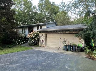 15 S Heather Ct, Caledonia, IL 61011