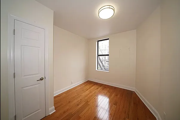 Rented by Corcoran | media 27