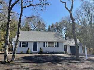 124 Highland Ave, Cotuit, MA 02635