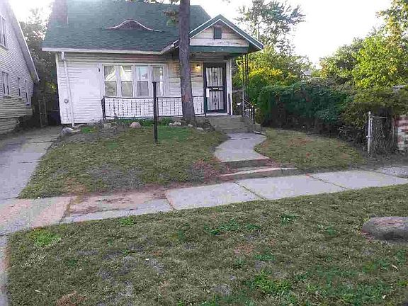 2nd image of 12789 Cloverlawn St