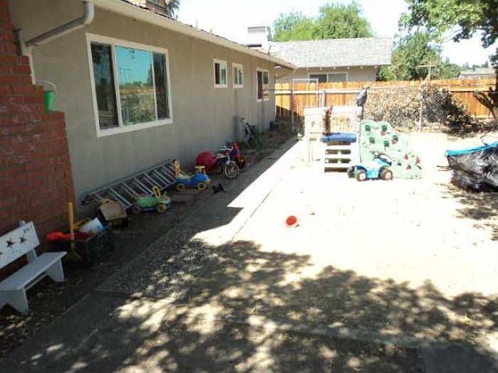 2nd image of 3044 Maplenut Ave