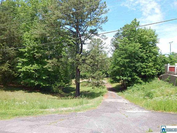 2nd image of 850 Malone Dr