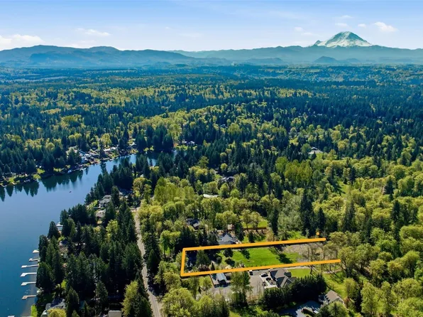 31061 W Lake Morton Drive SE, Kent, WA 98042