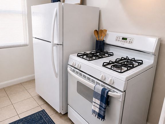 3rd image of 2390 Cedar Ave APT 104