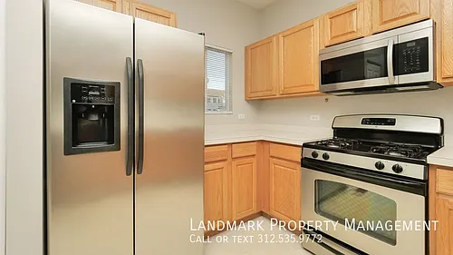 110 Enclave Cir #D Photo 1