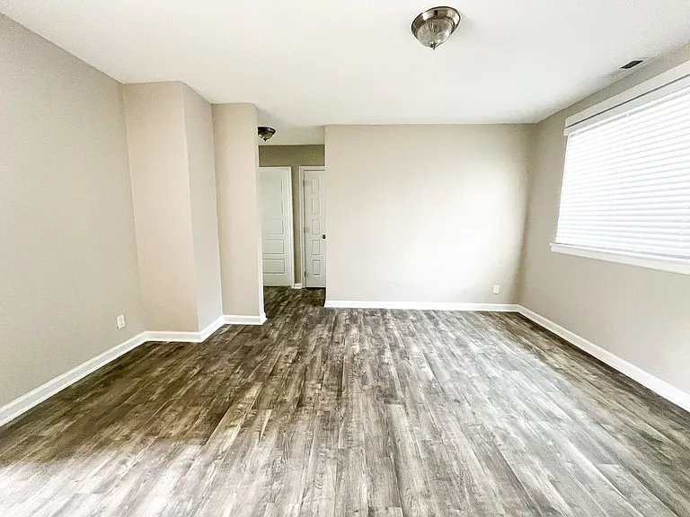 Park Homes Apartment Community — Photo 9