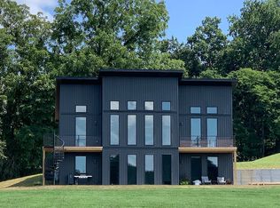 17 S Sunset Dr, Lexington, IN 47138