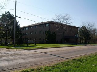 1255 N Frolic Ave APT 305, Waukegan, IL 60085