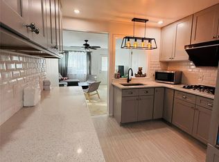 134 E 12th St, Huntington Station, NY 11746