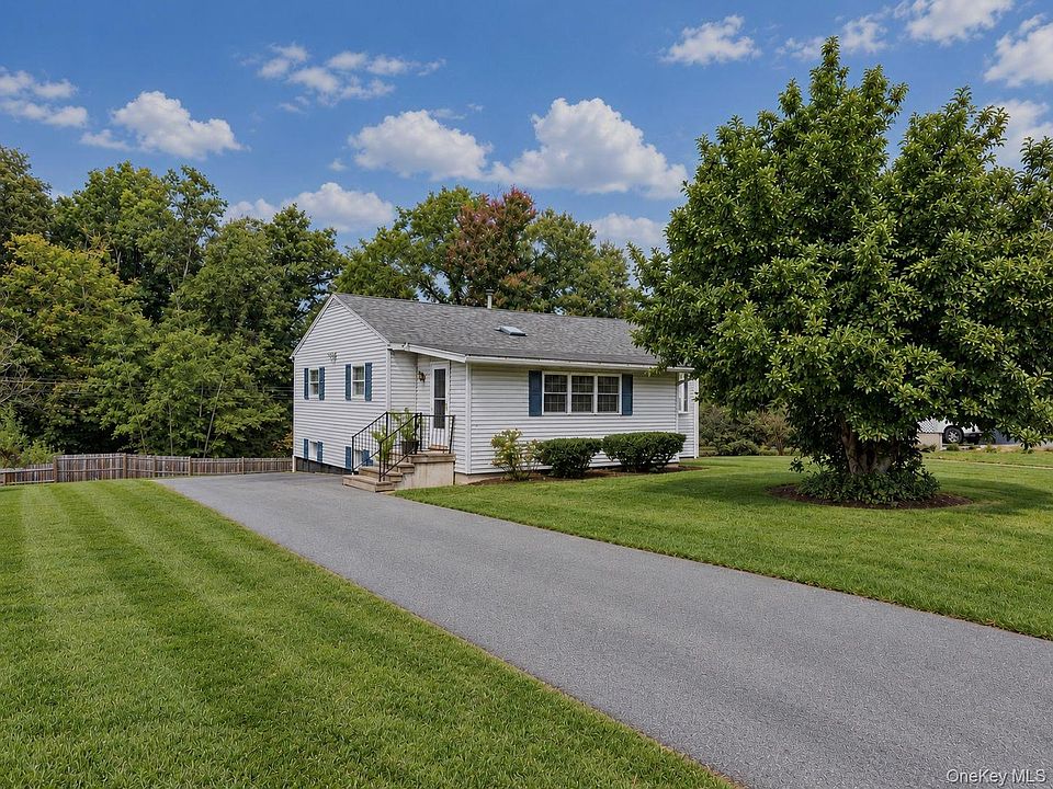 1st image of 63 Orchard Hill Road