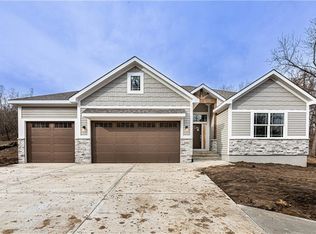 7318 S Hillside School Rd, Oak Grove, MO 64075