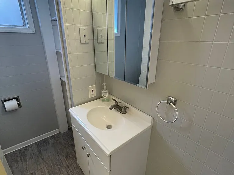 642 Forest Ave — Photo 8