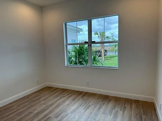 12586 Nautilus Cir — Photo 5