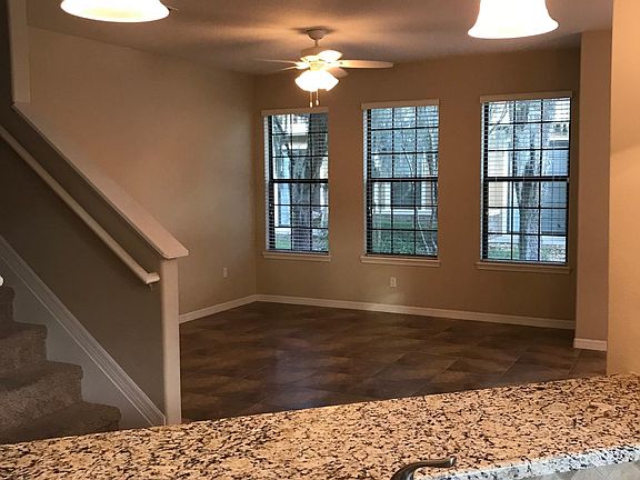 3rd image of 5736 Kinglethill Dr