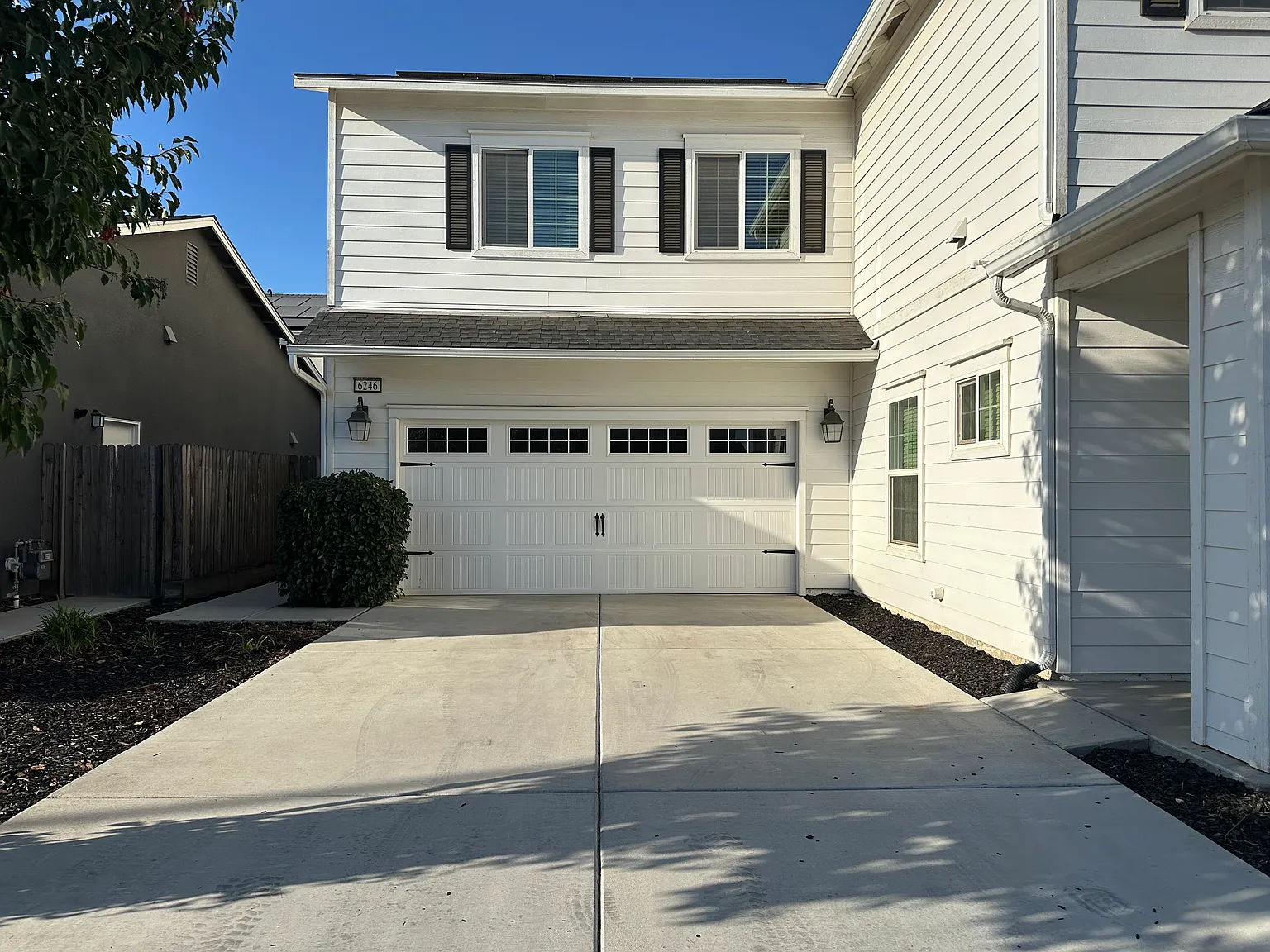 6246 E Fedora Ave — Photo 2