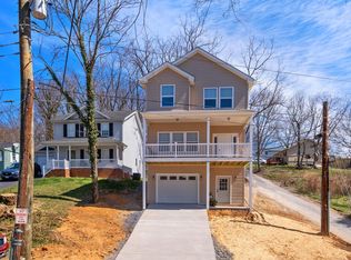 325 Green St, Staunton, VA 24401