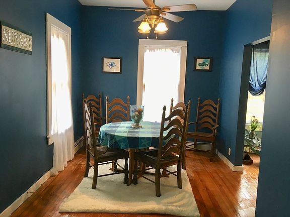 5th image of 7 Laurel Ln