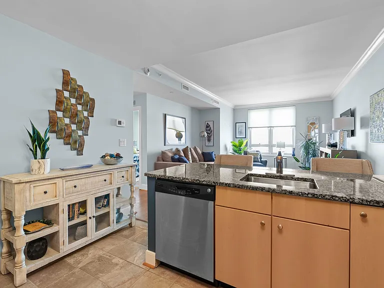 4545 Commerce St #1604 — Photo 8