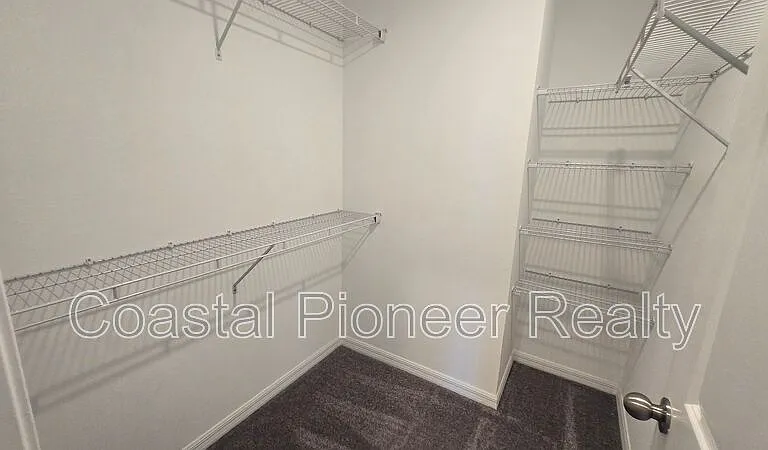 2203 E 23rd Ave — Photo 25