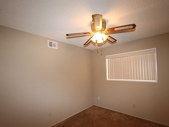 5th image of 3317 E Millridge Dr