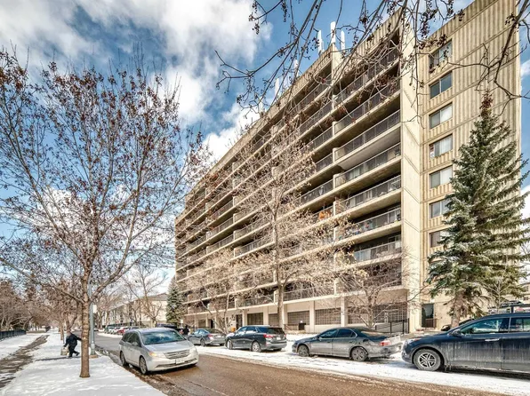 12841 65th St NW #305, Edmonton, AB T5A 4N4