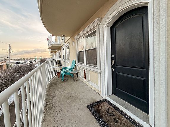 3rd image of 183 Beach 100th St #6B