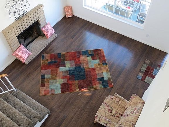 4th image of 24092 Stonebridge Ct