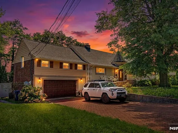 154 Ames Street, Hackensack, NJ 07601
