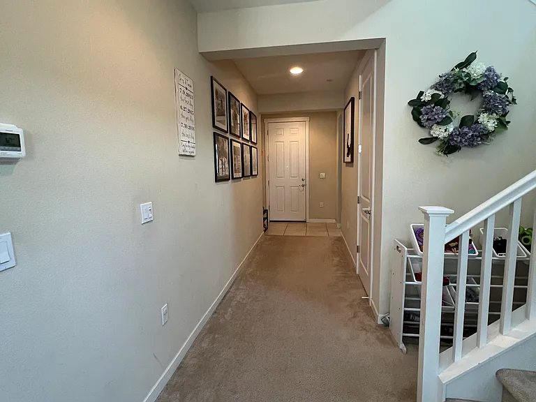 1270 Marille Ln — Photo 3